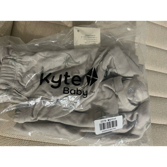 Kyte Baby 2T Bamboo Jersey Tank Jogger Set in Palm Tree - Picture 2 of 2